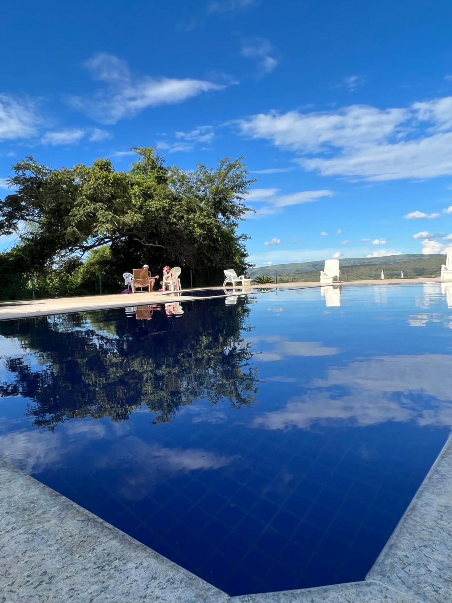 Escarpas Do Lago Vista Privilegiada Capitólio Exteriör bild